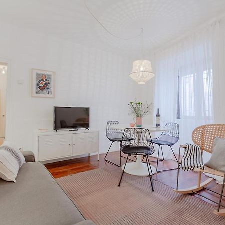 Typical Alfama Apartment, By Timecooler Lisboa Εξωτερικό φωτογραφία