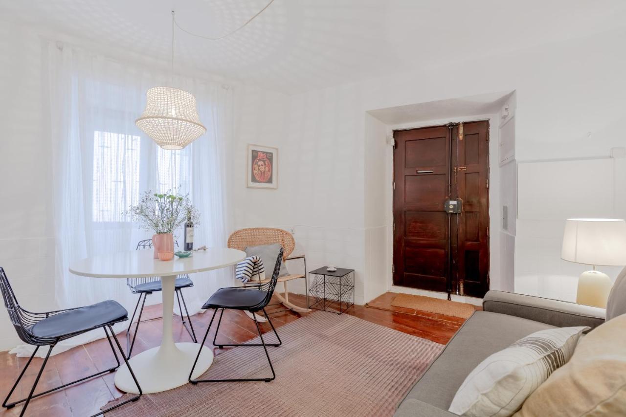 Typical Alfama Apartment, By Timecooler Lisboa Εξωτερικό φωτογραφία